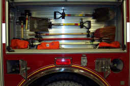 Engine 11 Compartment 3.JPG (833555 bytes)
